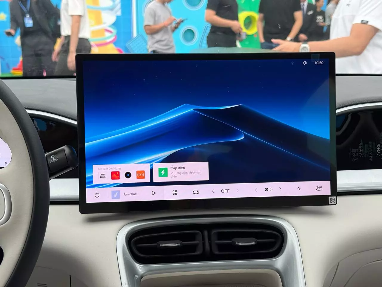 Geely EX2 giá từ 459 triệu tại Việt Nam, chạy gần 400 km, có đủ ADAS - Ảnh 5. Geely EX2 giá từ 459 triệu tại Việt Nam, chạy gần 400 km, có đủ ADAS - Ảnh 5.