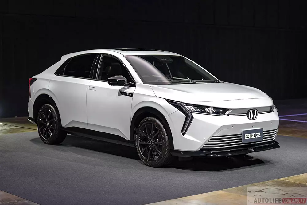 Honda e:N2 chính thức được bán ở Đông Nam Á, kích thước lớn hơn CR-V, giá từ 1,17 tỷ đồng - Ảnh 1. Honda e:N2 chính thức được bán ở Đông Nam Á, kích thước lớn hơn CR-V, giá từ 1,17 tỷ đồng - Ảnh 1.