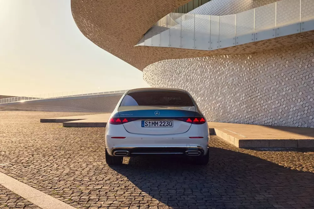 Mercedes-Maybach S-Class 2026 có 3 tùy chọn động cơ Mercedes-Maybach S-Class 2026 có 3 tùy chọn động cơ