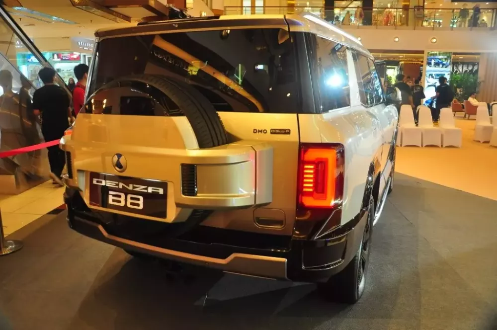 BYD Denza B8 được bán tại Đông Nam Á, kích thước lớn hơn Toyota Land Cruiser, chạy 115 km không tốn xăng - Ảnh 3.