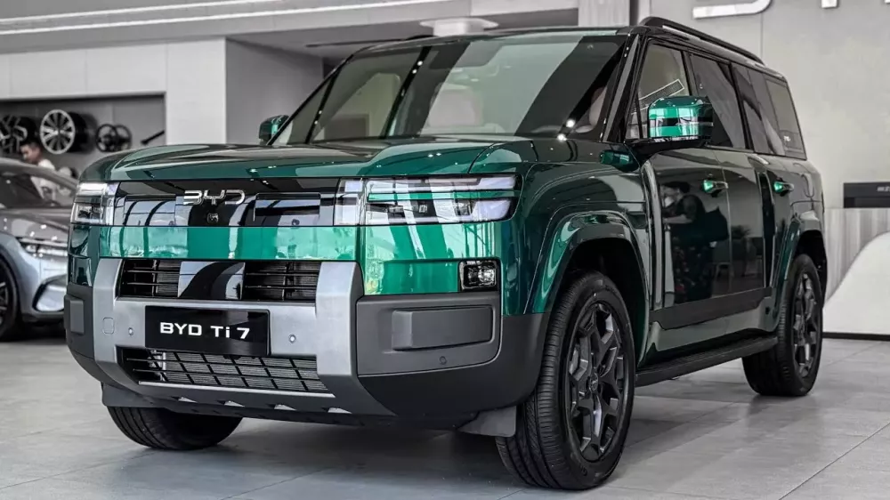 BYD chuẩn bị đối đầu Land Rover Defender ngay trên sân nhà của đối thủ - Ảnh 2.