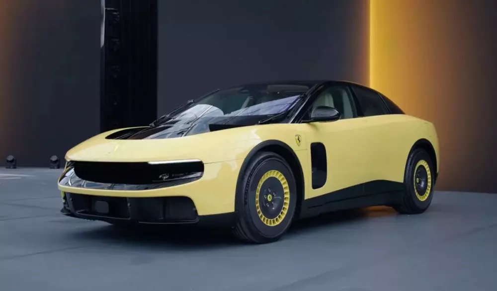 Ferrari Luce được sinh ra để giành lại thị trường Trung Quốc - Ảnh 1.