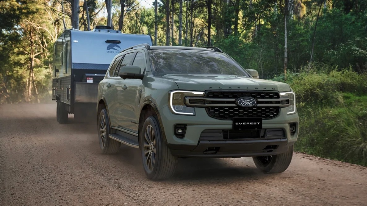 Ford Everest Platinum V6.jpg Ford Everest Platinum V6.jpg