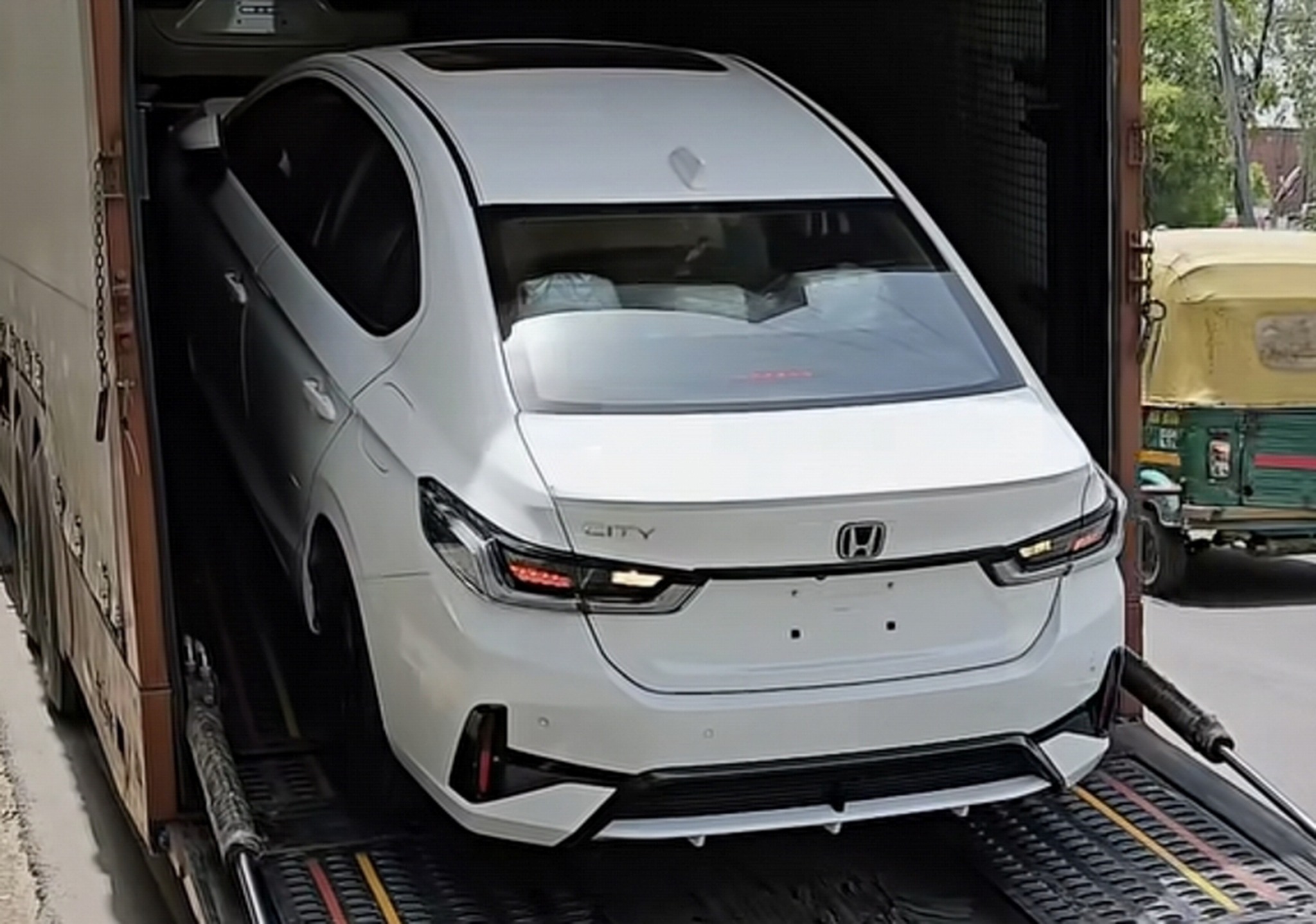 Honda City facelift 2026 2.jpg