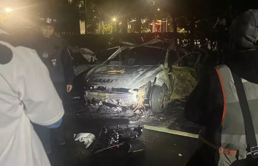 MG5 bốc cháy khi đang đỗ, dấy lên lo ngại an toàn vì từng nhận 0 sao trong thử nghiệm va chạm - Ảnh 2. MG5 bốc cháy khi đang đỗ, dấy lên lo ngại an toàn vì từng nhận 0 sao trong thử nghiệm va chạm - Ảnh 2.