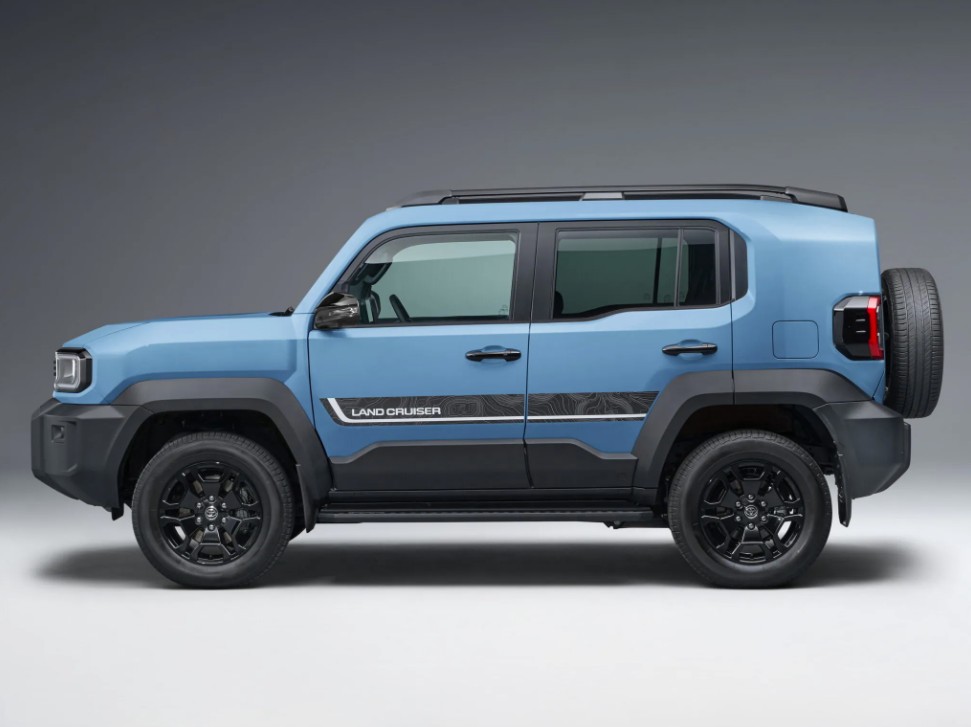 Toyota-Land-Cruiser-FJ-Japan-Accessories-3-2048x1536.jpg Toyota-Land-Cruiser-FJ-Japan-Accessories-3-2048x1536.jpg