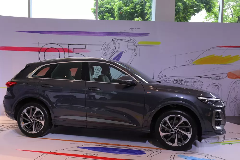 Audi Q5 thế hệ mới phiên bản SUV truyền thống