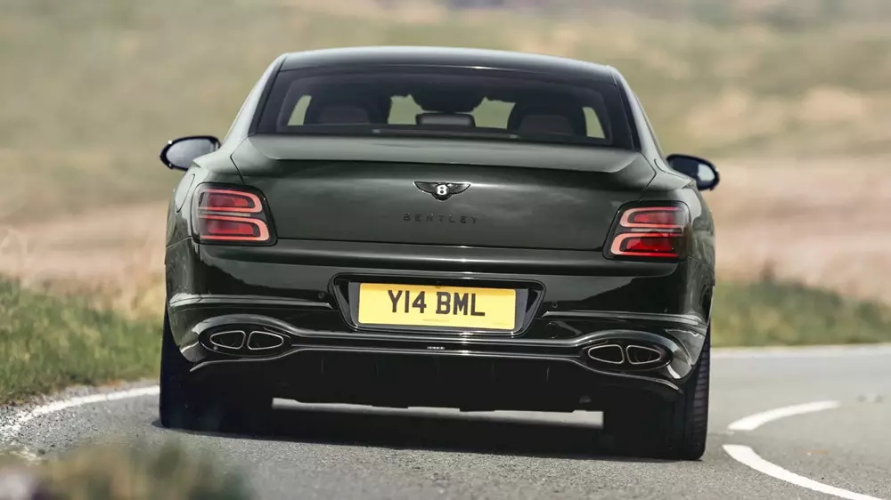 Bentley Flying Spur phiên bản mới trình làng, từ bỏ một thiết kế truyền thống được duy trì từ năm 1962 - Ảnh 10. Bentley Flying Spur phiên bản mới trình làng, từ bỏ một thiết kế truyền thống được duy trì từ năm 1962 - Ảnh 10.