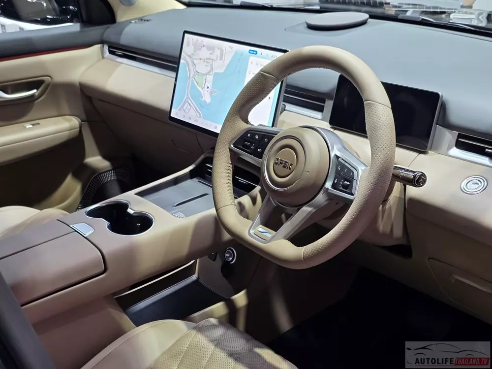 DFSK E5 Plus - phiên bản chỉ "ăn" 1,25 lít/100 km của SUV cỡ C sắp ra mắt Việt Nam - đã đến Đông Nam Á - Ảnh 5.