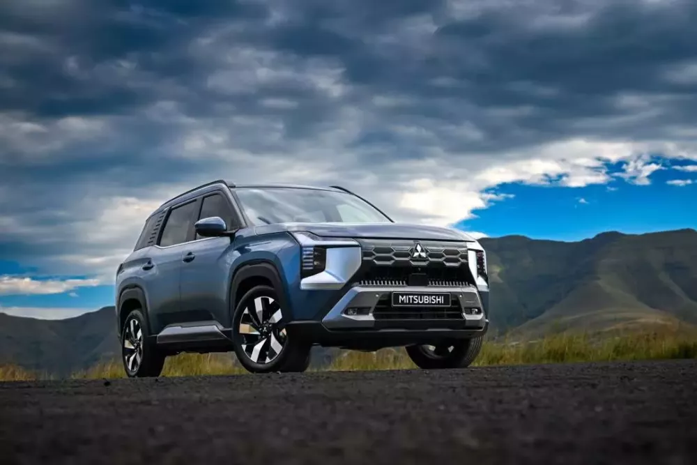 Mitsubishi Destinator