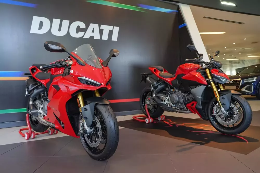 Ducati Panigale V2 S và Streetfighter V2 S ra mắt Việt Nam với động cơ V12, giá từ 629 triệu đồng - Ảnh 1.