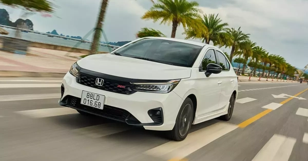 Honda City được tăng khuyến mại sau 2 tháng liên tiếp bán kém Toyota Vios và Mazda2
