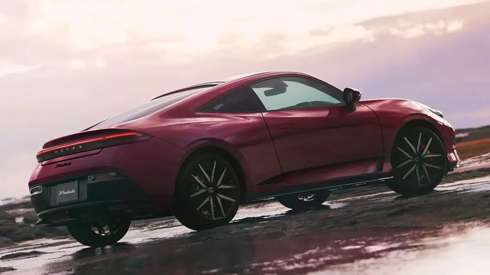 Honda Prelude Limited Edition 2027 còn sở hữu bộ mâm 19 inch với cùm phanh màu đỏ