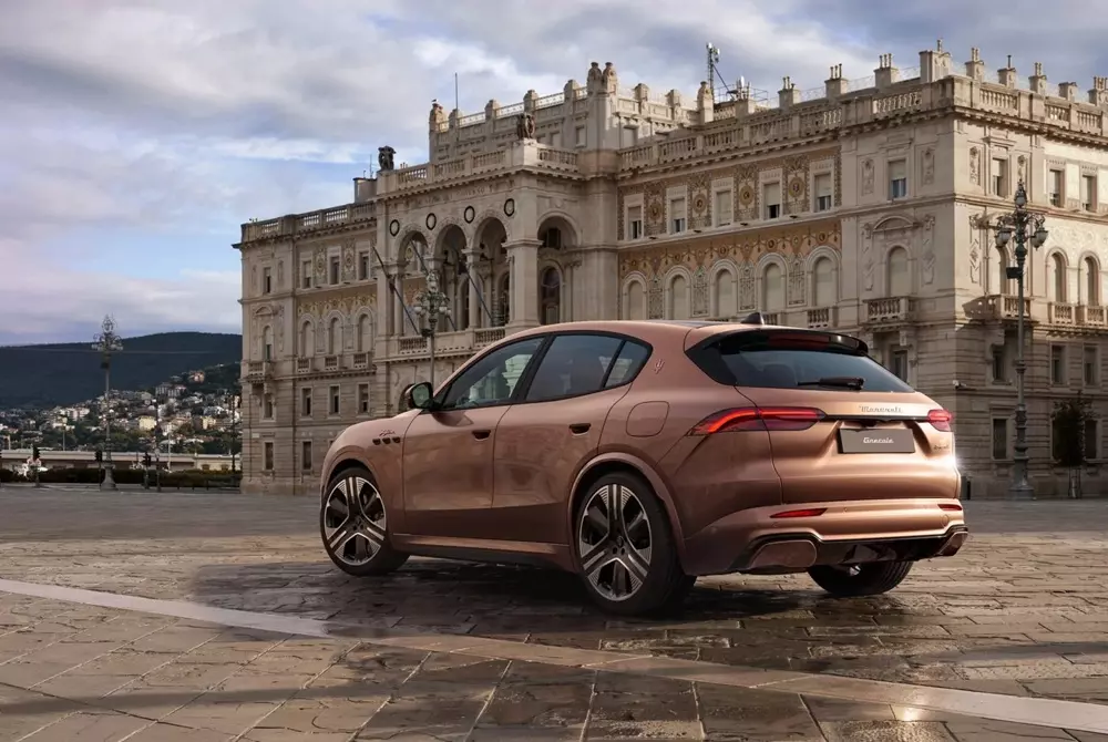 Maserati Grecale 2027 được bổ sung cả trang bị mới