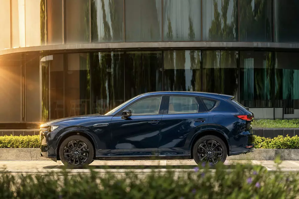 Mazda CX-60 nằm trong phân khúc SUV hạng trung