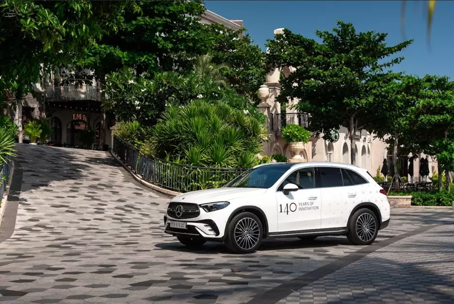 Mercedes-Benz tăng tốc hàng loạt chương trình kỷ niệm 140 năm - Ảnh 3.