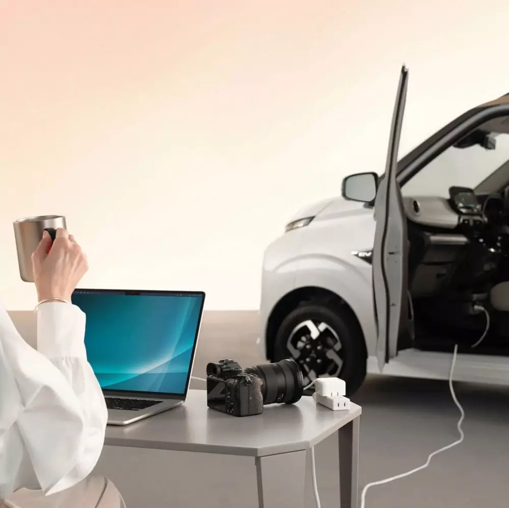 Mitsubishi eK Cross EV 2027 trở thành cục sạc dự phòng di động nhờ trang bị mới