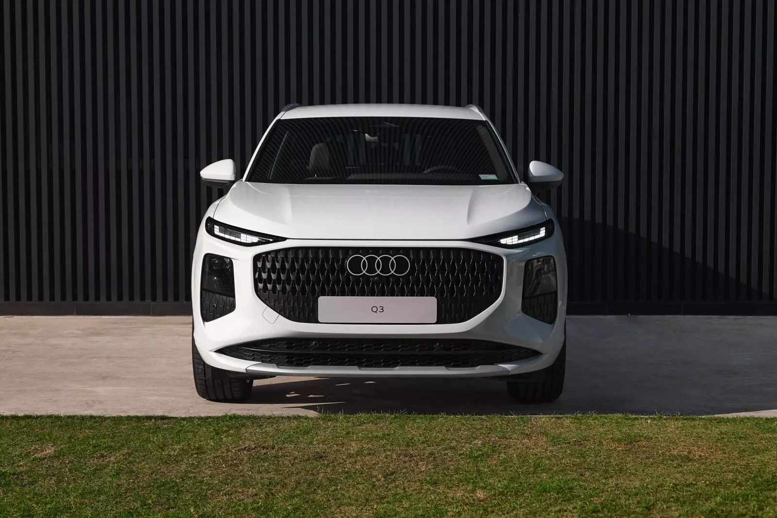 Chi tiết diện mạo mới và nâng cấp công nghệ Audi Q3 2026 hơn 2 tỷ đồng tại Việt Nam  - Ảnh 2.