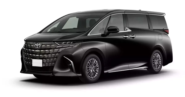 “Chuyên cơ mặt đất” Toyota Alphard được nâng cấp nhẹ với phiên bản hybrid sạc điện rẻ hơn