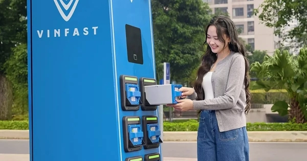 V-Green hợp tác với EVNHANOI để triển khai 10.000 tủ đổi pin xe máy điện
