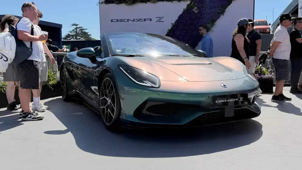 Siêu xe BYD Denza Z trình làng, mạnh gấp đôi Porsche 911 Turbo S nhưng rẻ hơn - Ảnh 10.