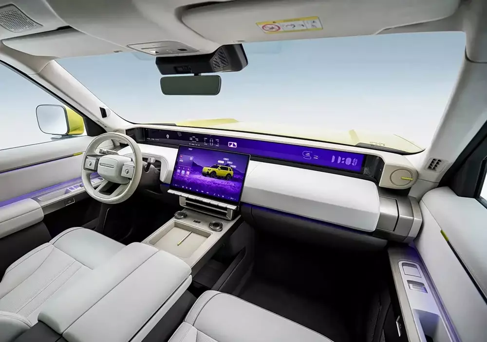 Hệ thống màn hình là một trong những điểm nhấn của Freelander 8