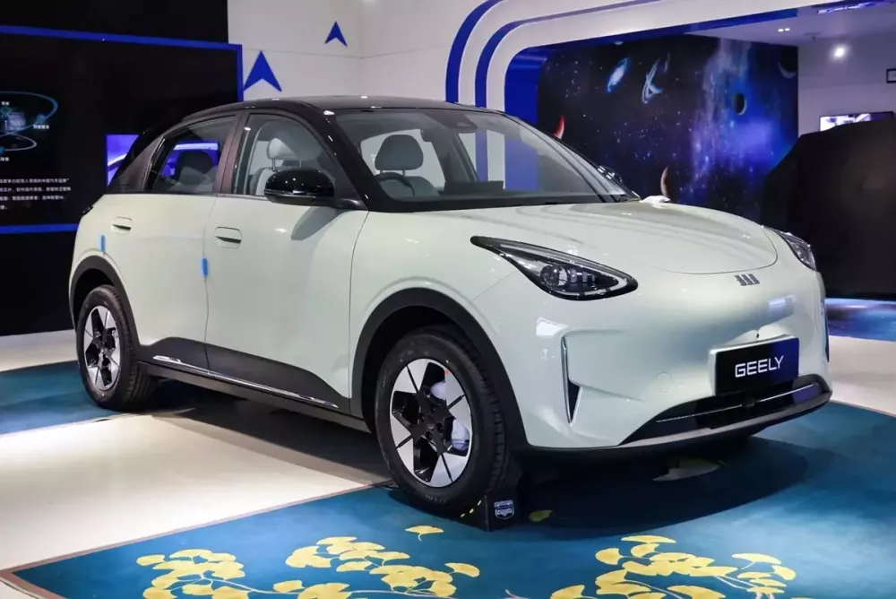 Xe điện bán chạy như tôm tươi Geely EX2 sẽ được lắp ráp tại nhà máy của Ford.