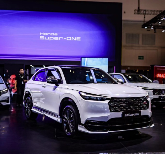 Honda HR-V RS eHEV Mugen-1.jpg Honda HR-V RS eHEV Mugen-1.jpg