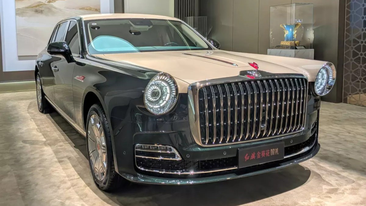 Thương hiệu xe chuyên phục vụ giới chức Trung Quốc bán gấp đôi Rolls-Royce tại thị trường nội địa