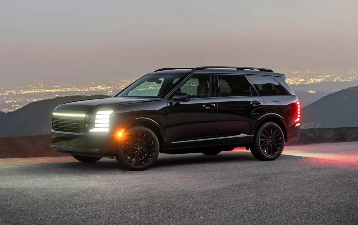 SUV cỡ lớn Hyundai Palisade được bổ sung phiên bản đầu bảng mới với thiết kế mạnh mẽ hơn