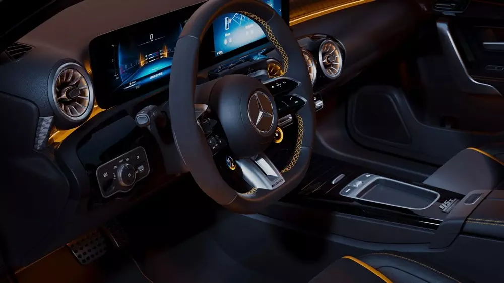 Khoang lái của Mercedes-AMG A 45 S 4Matic  Final Edition