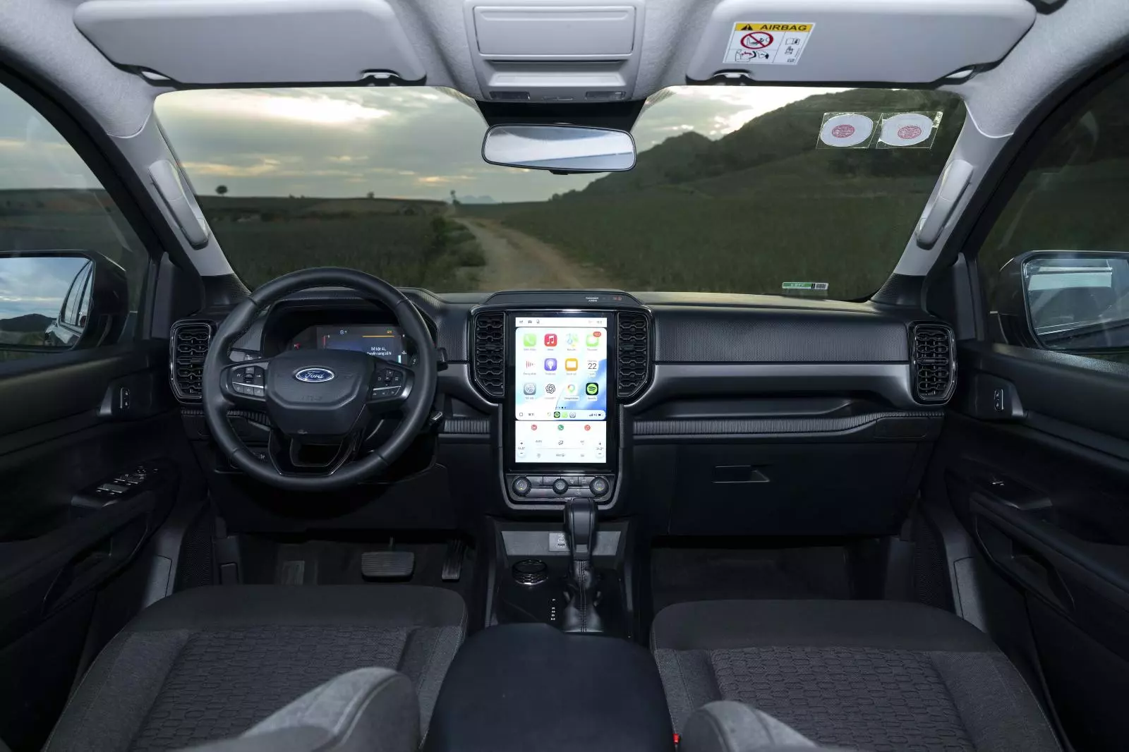 Ford Ranger 2026 tại Việt Nam không tăng giá vẫn nhận loạt nâng cấp lớn, bảo hành 5 năm - Ảnh 5.