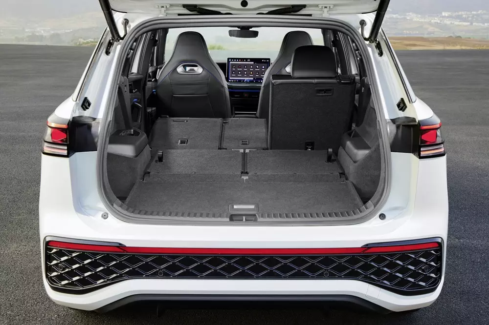 Volkswagen Tayron được hé lộ tại Đông Nam Á, chuẩn bị ra mắt để thay thế Tiguan, rộng cửa về Việt Nam - Ảnh 8.