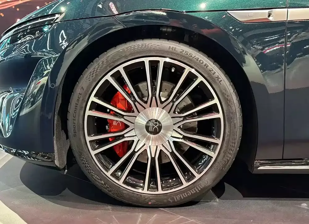Lốp 21 inch của BYD Dahan EV