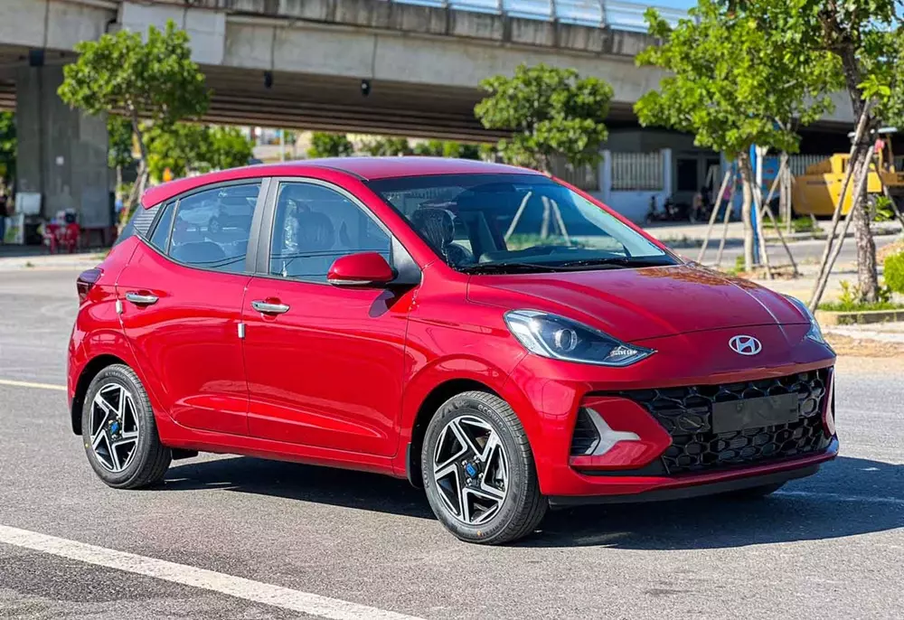 doanh-so-xe-hang-a-thang-7-2026-hyundai-grand-i10-20e8 Doanh số xe hạng A tháng 7/2026: Toyota Wigo trở lại và lợi hại hơn xưa - Ảnh 2.