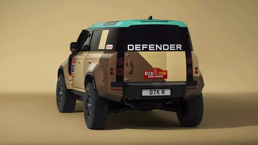 Land Rover Defender Dakar được trang bị động cơ V8 mạnh mẽ