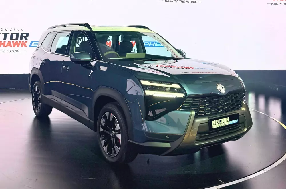 MG bán SUV điện 3 hàng ghế với giá không kèm pin siêu rẻ - Ảnh 3.