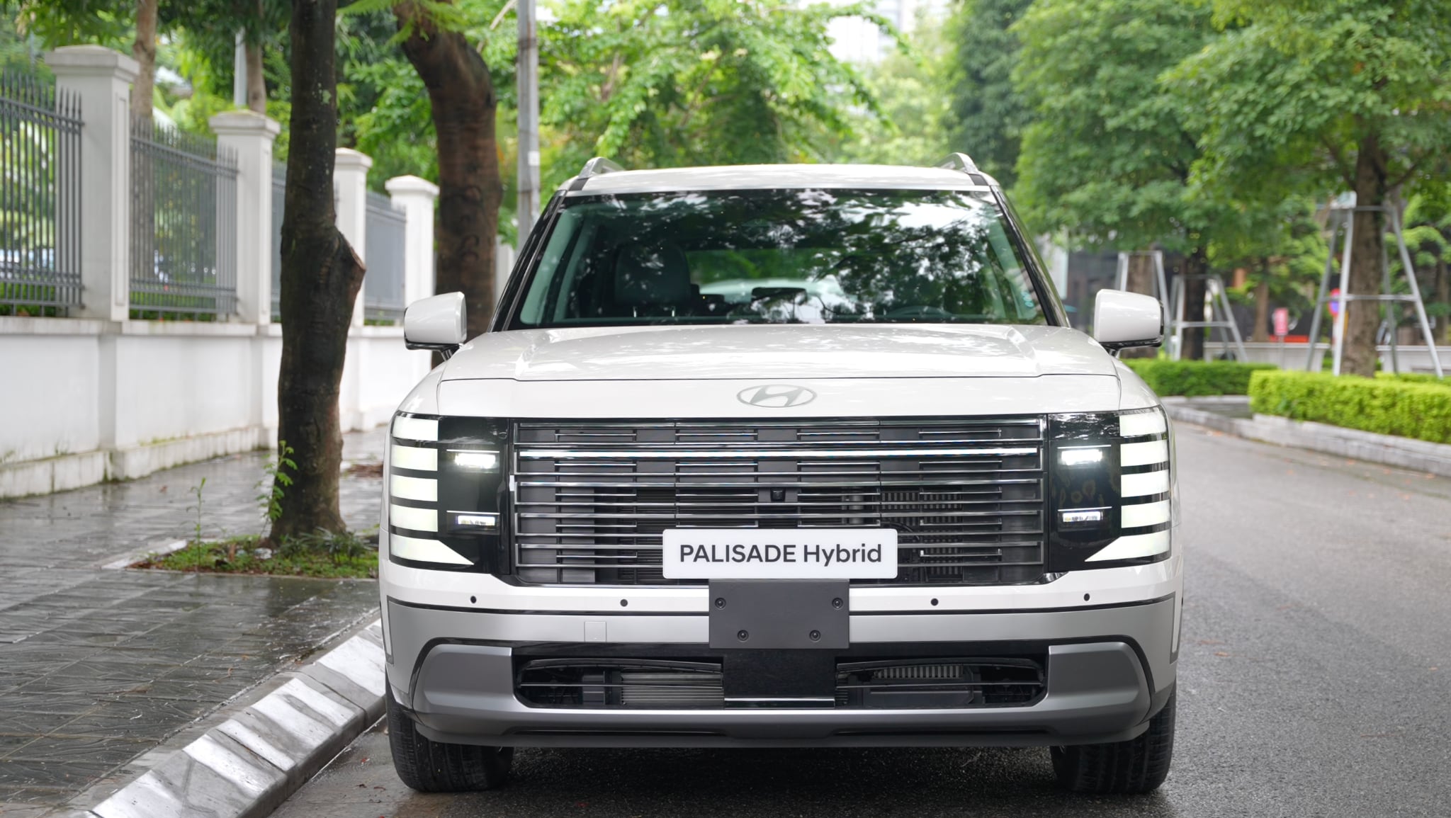 Hyundai Palisade Hybrid 2026 bản tiêu chuẩn: Vẫn rất xịn sò và dự sẽ hút khách!