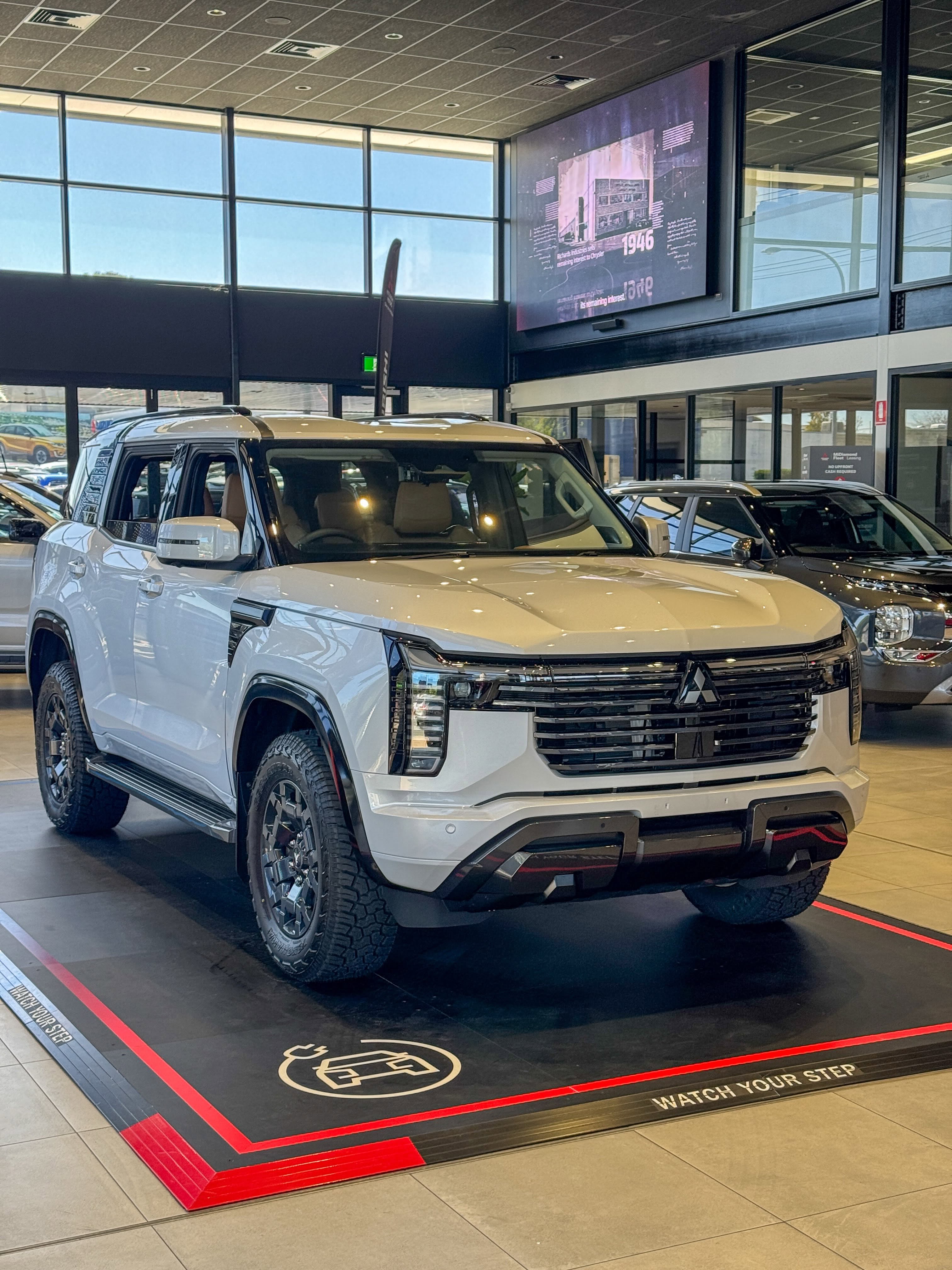 2027 Mitsubishi Pajero .jpg