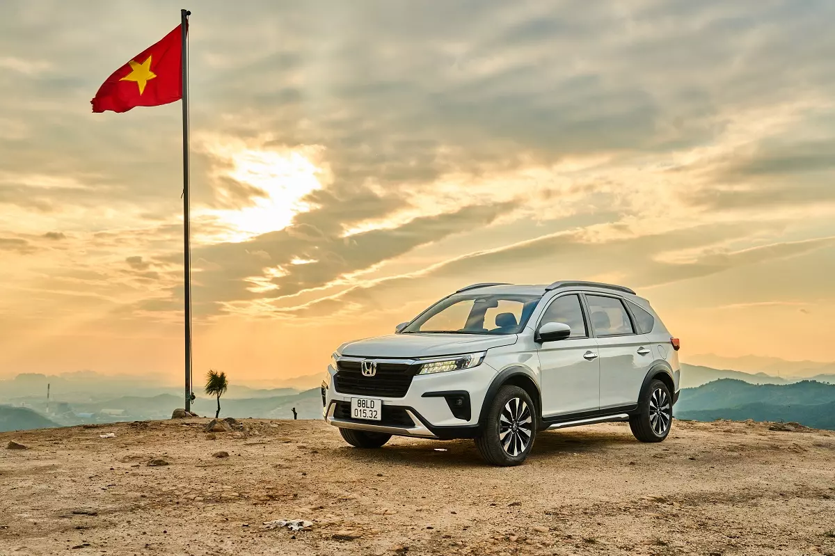 Honda Việt Nam tung combo ưu đãi lớn tháng 9: 100% trước bạ cộng lãi suất 0% - Ảnh 1.