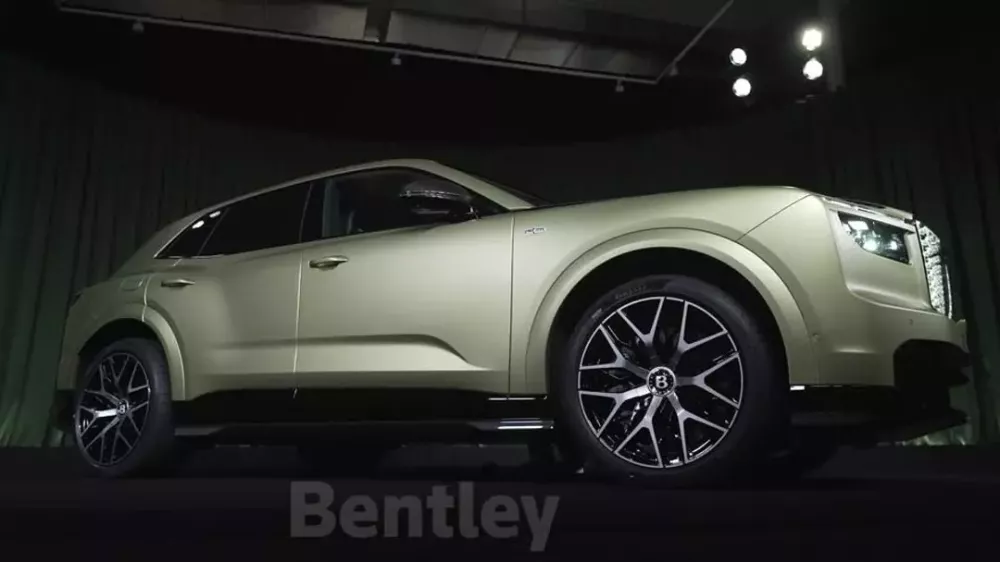 Bentley Torcal sở hữu kích thước dài x rộng x cao lần lượt 4.983 x 2.016 x 1.674 mm và chiều dài cơ sở 3.020 mm