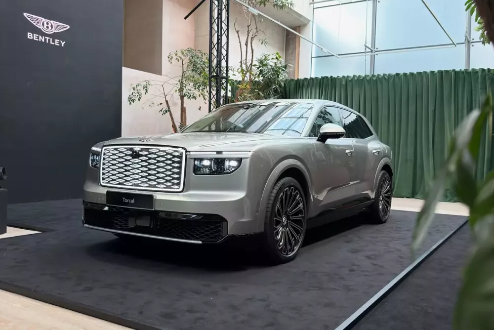 Bentley Torcal sở hữu công suất lớn và thời gian tăng tốc nhanh như chớp