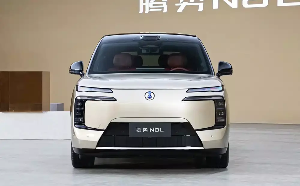 SUV cỡ lớn BYD Denza N8L ra mắt phiên bản thuần điện với pin có thể sạc đầy trong 9 phút - Ảnh 8.