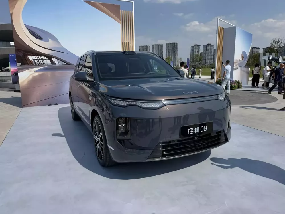 Ngắm hình ảnh "bằng xương, bằng thịt" của BYD Sealion 08 - SUV cỡ lớn mới được bán ra thị trường - Ảnh 8.