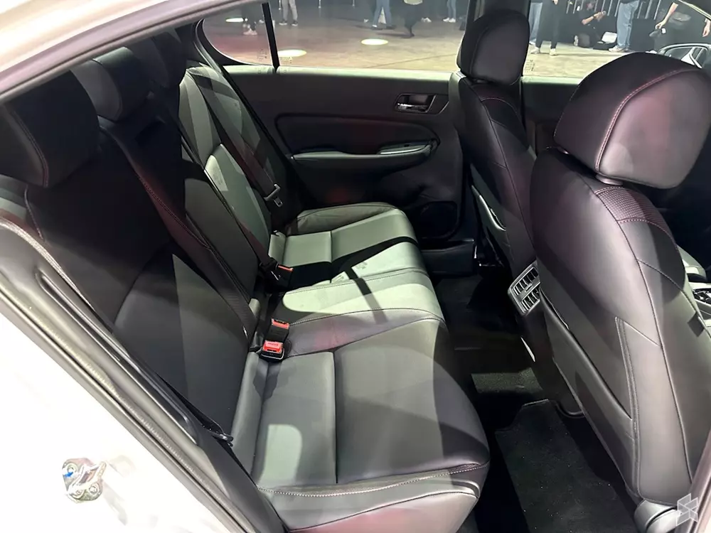 Honda City 2026 tiếp tục ra mắt Đông Nam Á với diện mạo mới và trang bị nâng cấp, chờ ngày về Việt Nam - Ảnh 10.
