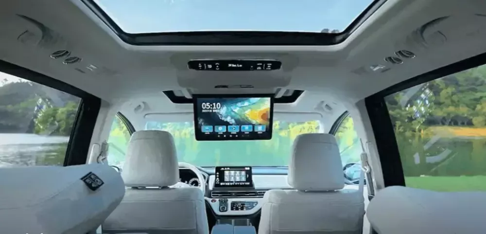 Honda Odyssey được nâng cấp, bỏ bản tiêu chuẩn không có màn hình - Ảnh 2.