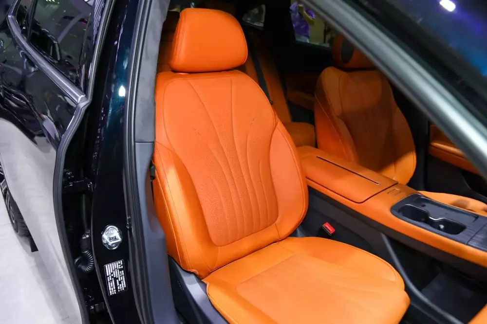 Hongqi H7 thế hệ mới chính thức trình làng, chạy 240 km không tốn xăng - Ảnh 6.
