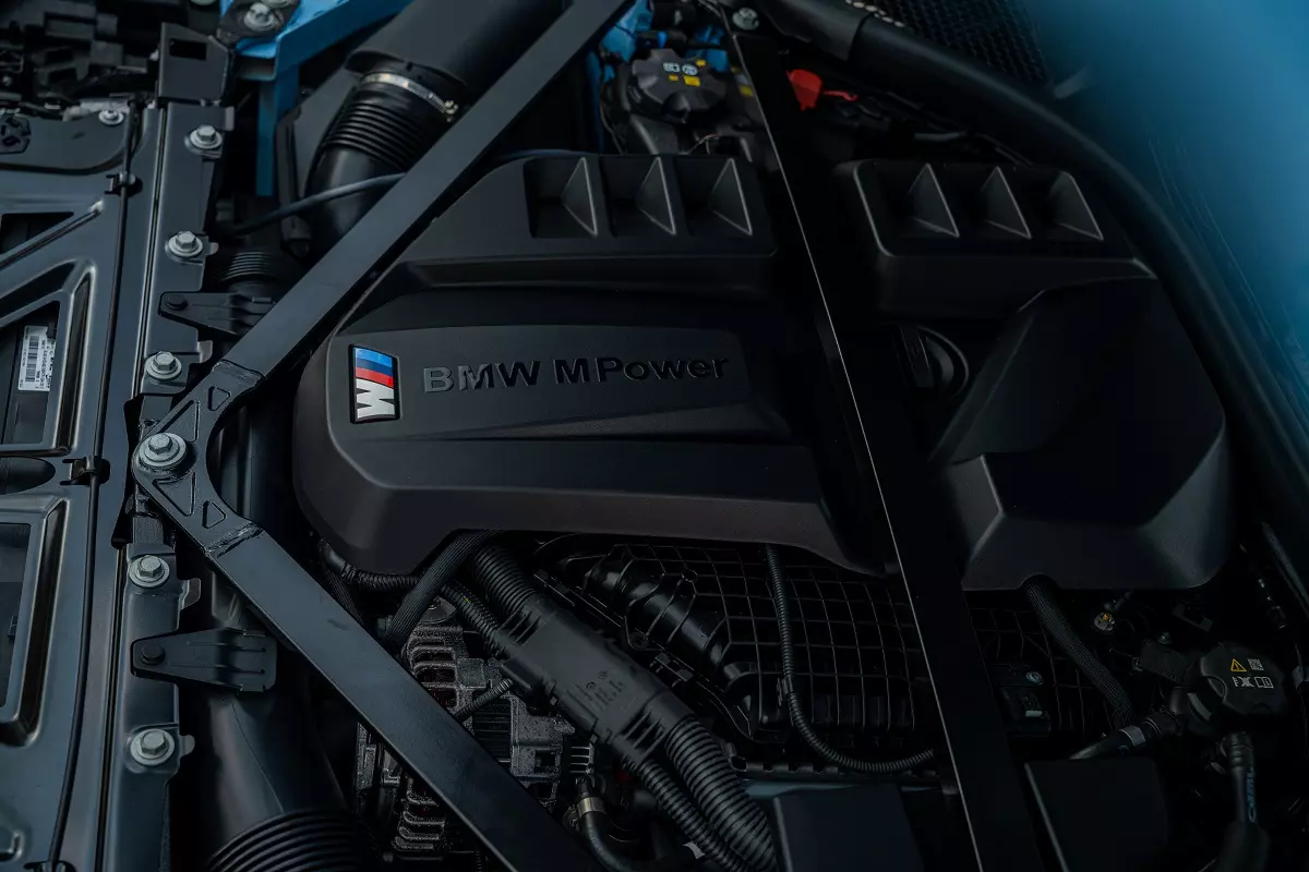 Chi tiết BMW M2 giá từ 4,099 tỷ đồng, mạnh 480 mã lực tại Việt Nam - Ảnh 4.