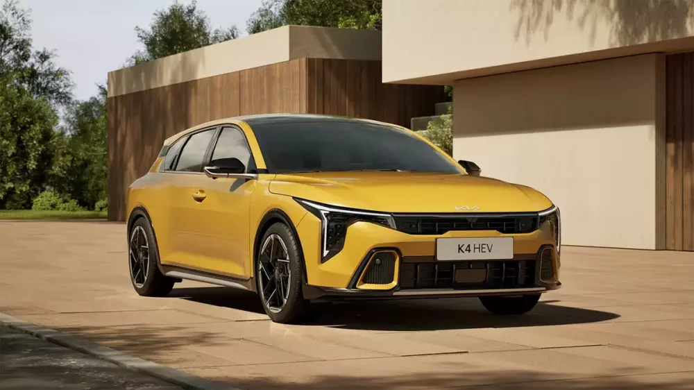 Kia K4 Hybrid ra mắt thị trường, thêm lựa chọn thực dụng trong phân khúc xe cỡ C - Ảnh 1.