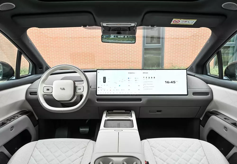 SUV thuần điện đầu bảng Li i9 chính thức ra mắt, liệu có bán ở Việt Nam? - Ảnh 5.